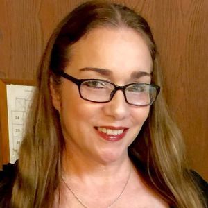 Meet your Posher, Rena